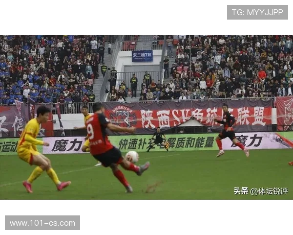 中甲半场:李亚楠失误送大礼 陕西联合1-0领先青岛红狮 中甲半场:李亚楠失误送大礼 陕西联合1-0领先青岛红狮